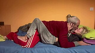 multi-orgasmic wife loving that surprise homemade sex - she cums three times! 😍