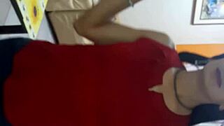 How sexy and sweet is this outdoor lick?