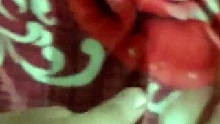 Bokep indonesia with tante sange and kontol gede action