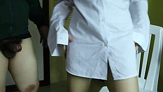 what's this leaked clip of a famous thai university student from 2025 doing here?