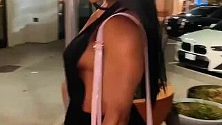 Hey check out this erotic hot female muscle babe fbb looking so sexy 💪🔥