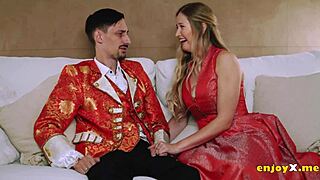 BLONDE Bimbo With SHAVED Pussy LOVES SUCKING And FUCKING In HD Action!