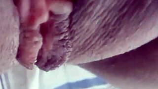 Big clit pulsing in amateur teasing softcore homemade video