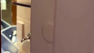 Woman and man end up sharing a bed during their hotel stay unexpectedly