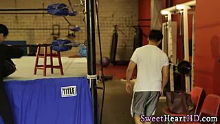 TEEN LESBIAN TASTES Mature Cougar Box in INTENSE Oral 3some with Heels