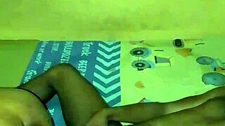 Amateur skinny small waist babe gets narrow ass massage from neighbor