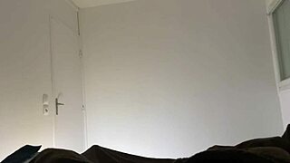 Live replay from cam session on 05072024 with solo masturbation.