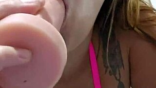 She casually decided to masturbate and flash for her lover, recording the solo exhibitionist moment