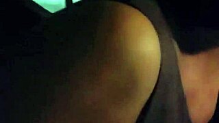 Ting xuan the chinese shemale casually pees and masturbates outdoors in public