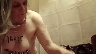 Esclave F Lèche Bottes In Bdsm Slave Humiliation Scene