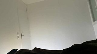 Live replay from cam session on 05072024 with solo masturbation.
