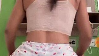 Bold Latina Novinha Gets Wild Outdoors