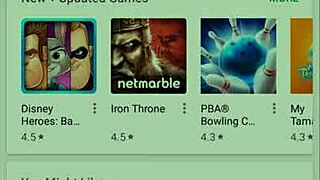 Sexy babe Chi Danny dances boldly on webcam