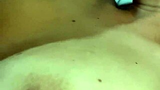 The phone rang during the lesbian session