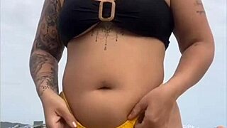 Swollen Pussy In Tight Yellow Bikini Draws Attention On USA Beach!