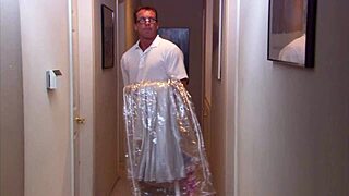 Does Terri Summers Ride That Huge Cock In Cowgirl And Doggystyle Before Anal Assfucking?