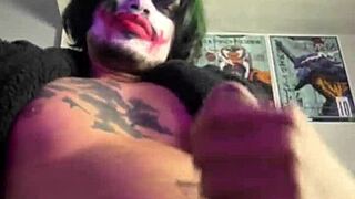 hey, check out this wild brazilian guy in coringa cosplay doing a hilarious solo handjob session, man it's epic