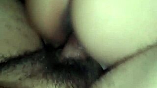 Amiga desesperada nos quedamos solos en casa y me regala su amistad - pt1