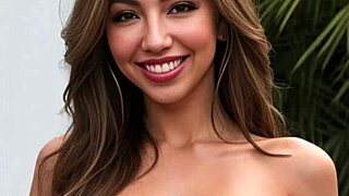 Thalía moaning in version 2.0