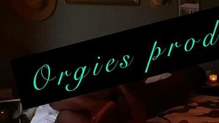 Hey, experience this smooth side fucker in a homemade ebony couple session at dawn