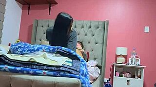 Hey, my girlfriend's parents left us alone at home and we had real homemade fun riding cowgirl style! 🔥🍑