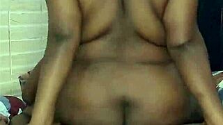 Early Morning Sexy Pussy Fucking in Missionary Style