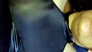 Hijastro me encontr� con lenceria y me di� una buena mamada de culo y conchita! Termino desgarrando mi culo virgen!