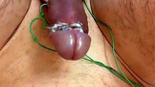 quick solo orgasm with e-stim 😍