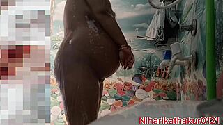 I'm Bathing in Bathroom with Pussy Fucking You Guess