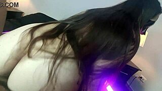 hey 😏 this curvy wife talks about lovers fucking her while hubby cums inside in swinger fun