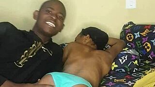 Ebony Cant Resist Shaved Pussy Temptation In Webcam Teen Show