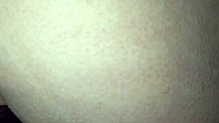 While I upload this amateur bareback video to xvideos