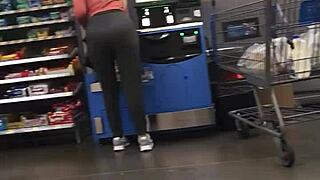 Blonde milf shows off her nice ass in tight spandex.