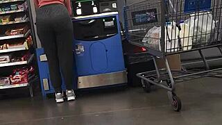 Blonde milf shows off her nice ass in tight spandex.