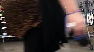 Blonde milf shows off her nice ass in tight spandex.