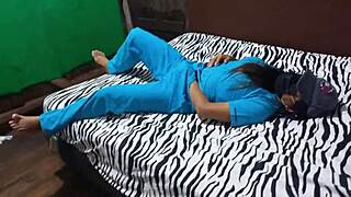 a mi dignidad everyone knows i make homemade porn as mature nurse covers extra house costs