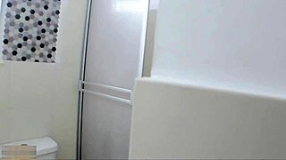 Curvy Colombian Cougar In Cowgirl And Doggystyle Gets Creampie From Muscular Stud