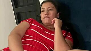 Mi madrastra en la cocina me excita