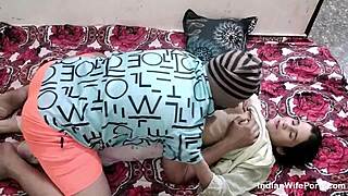 Indian mature woman enjoys intense creampie action with big tool