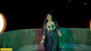 Indian Model In Sexy Anal Doggystyle Fuck With Creampie!