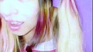 Oh My God, Bonneyuwu Chats With A Guy In Sexy Skirt - Teen Fantasy Explodes!