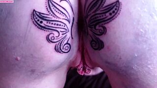 Tatuagem Wife Enjoys Rough Interracial Anal With Ass To Mouth And Fingering Action