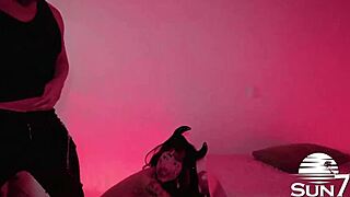 halloween lésbico termina com putaria e madeirada na buceta das gostosas com big ass skinny latina beauties licking pussy in costumes