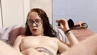 pregnant and horny wanna give you my wet pussy?