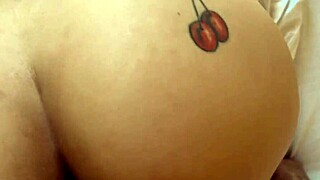 Lost Beach Girl Gets Intense Fucking From Amateur Tourist Guide With Cum Finish