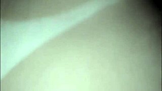 Encounter with a naughty mineira passing through the coast of São Paulo for amateur blowjob action