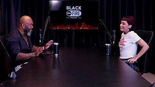 annie clementine nervous tattoo exposure in wild group session