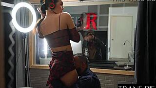 Pretty Shemale Daisy Taylor Gets Horny and Fucks with That Monster Cock 😍🍑