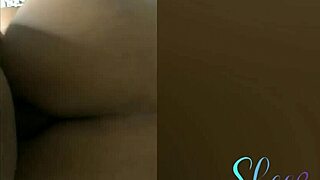 primeira vez dela... levou ferro no cu e gozada na buceta, vídeo amador real!