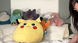 Latino Couple Flashes Asses To Exhibitionist Orgasm